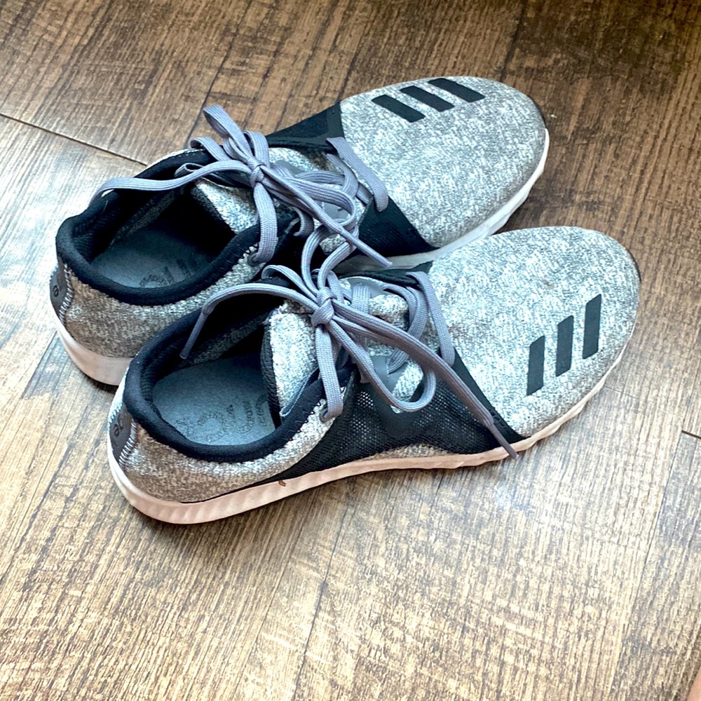 Adidas Tennis Shoes